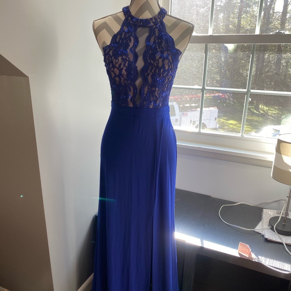 Prom/formal dress
